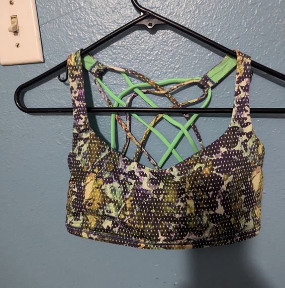 Lululemon  Pattern Sports Bra - Green and Black - Picture 1 of 6